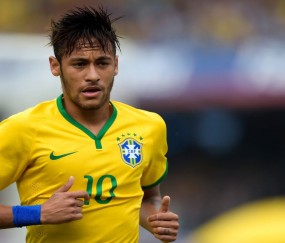 开云体育中国-红龙咆哮与法老之舞，当威尔士节奏吞噬曼联，萨拉赫的掌控艺术