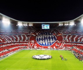 开云体育中国-曼城对阵突尼斯友谊赛，戈麦斯里程碑之夜，蓝月军团展现多元融合新篇章