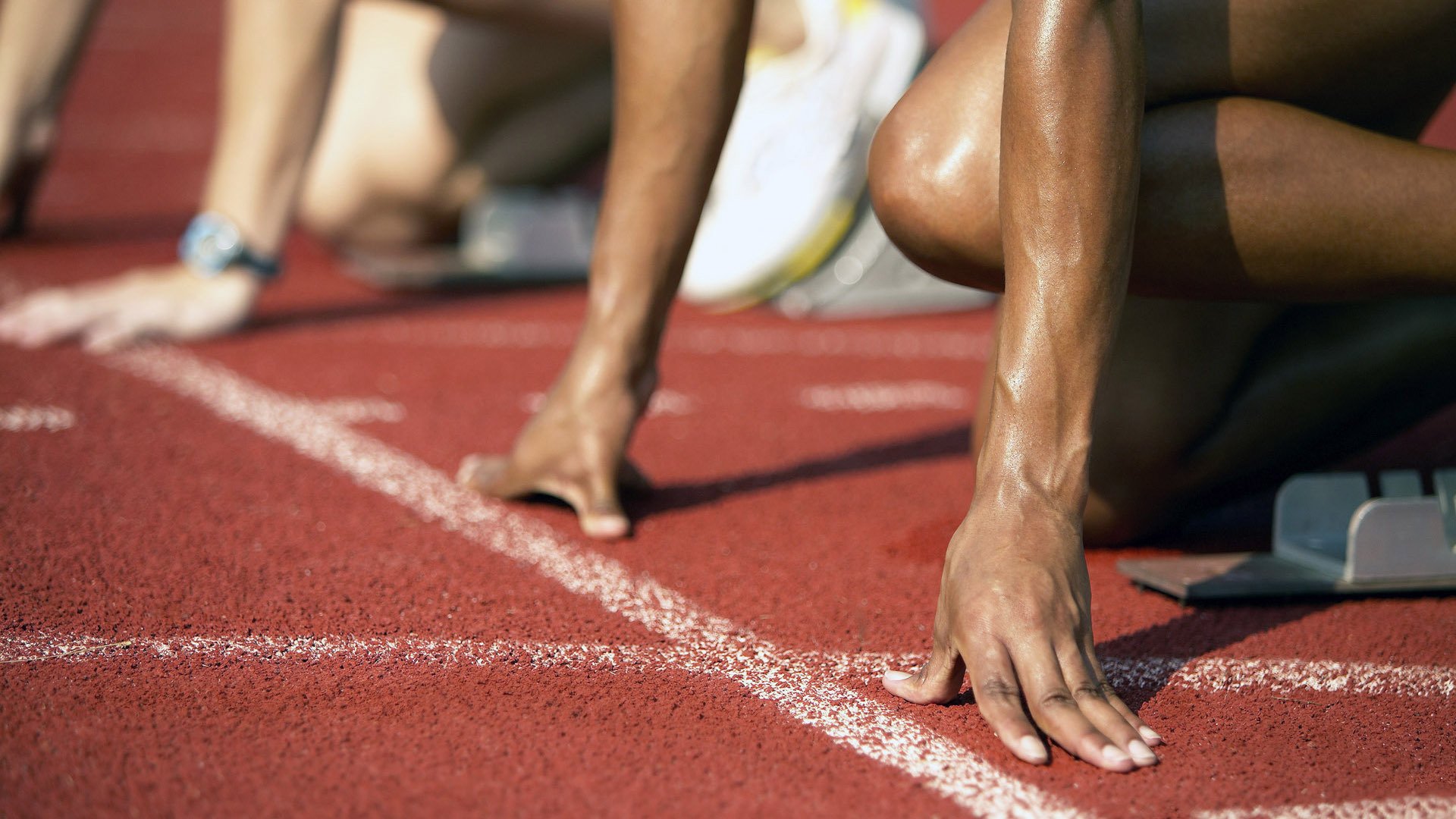 跨界传奇，当穆勒接管NBA季后赛，加拿大与巴西的绿茵鏖战如何改写命运？