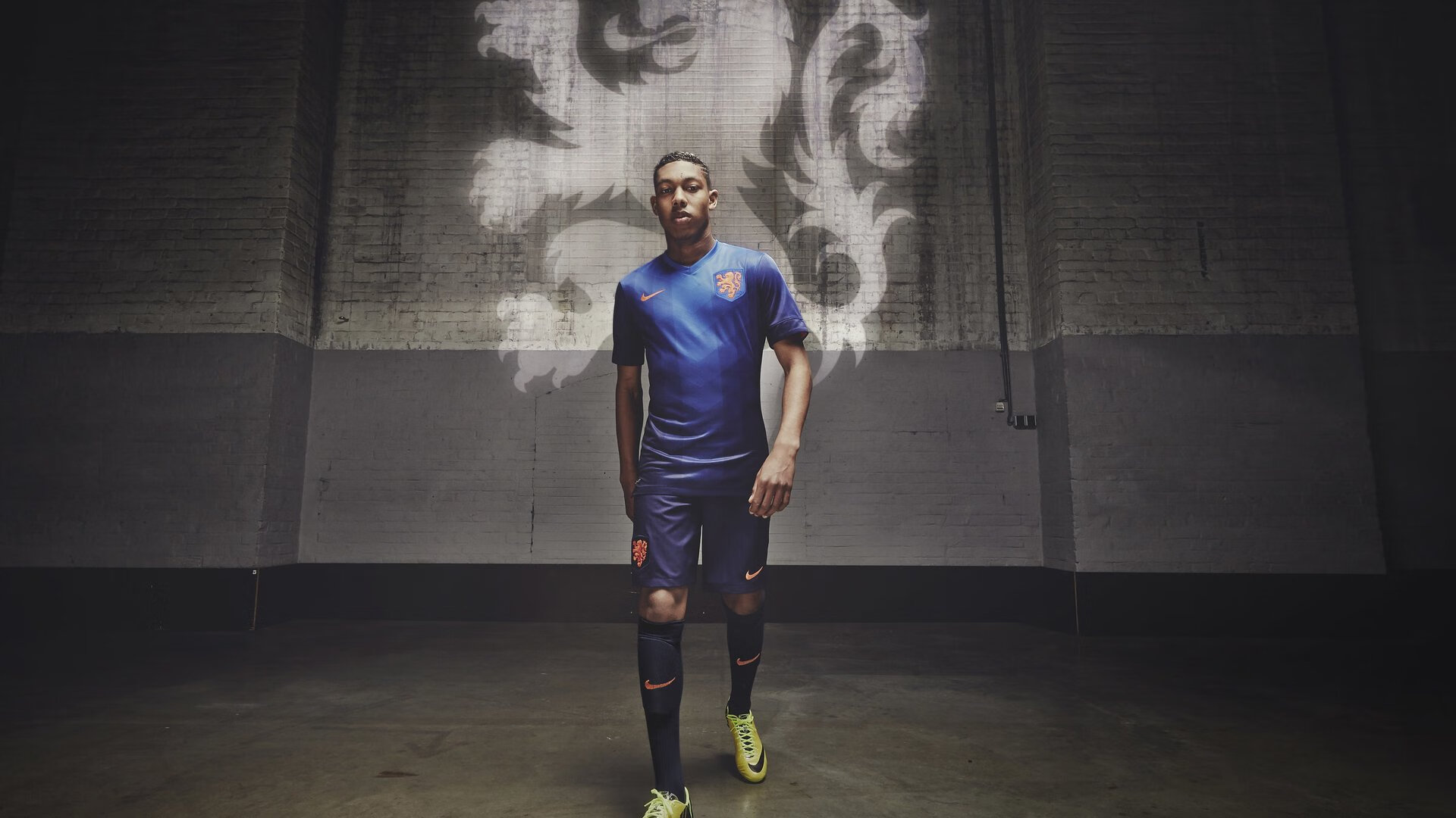 阿什拉夫一剑封喉,利物浦完胜南非展现冠军底蕴