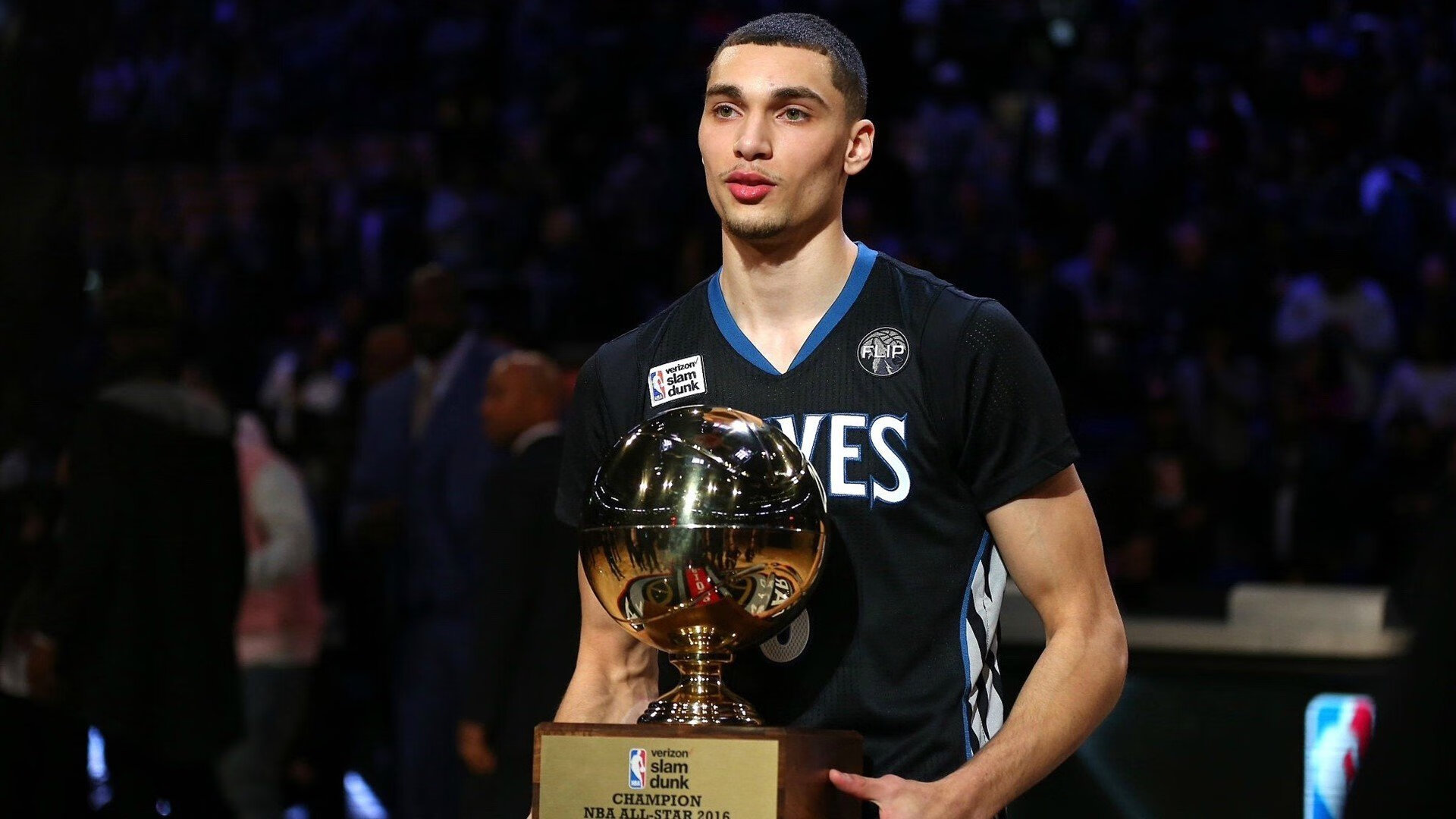 牙买加闪电制霸马里,卡瓦哈尔,从边路飞翼到关键先生的蜕变之路