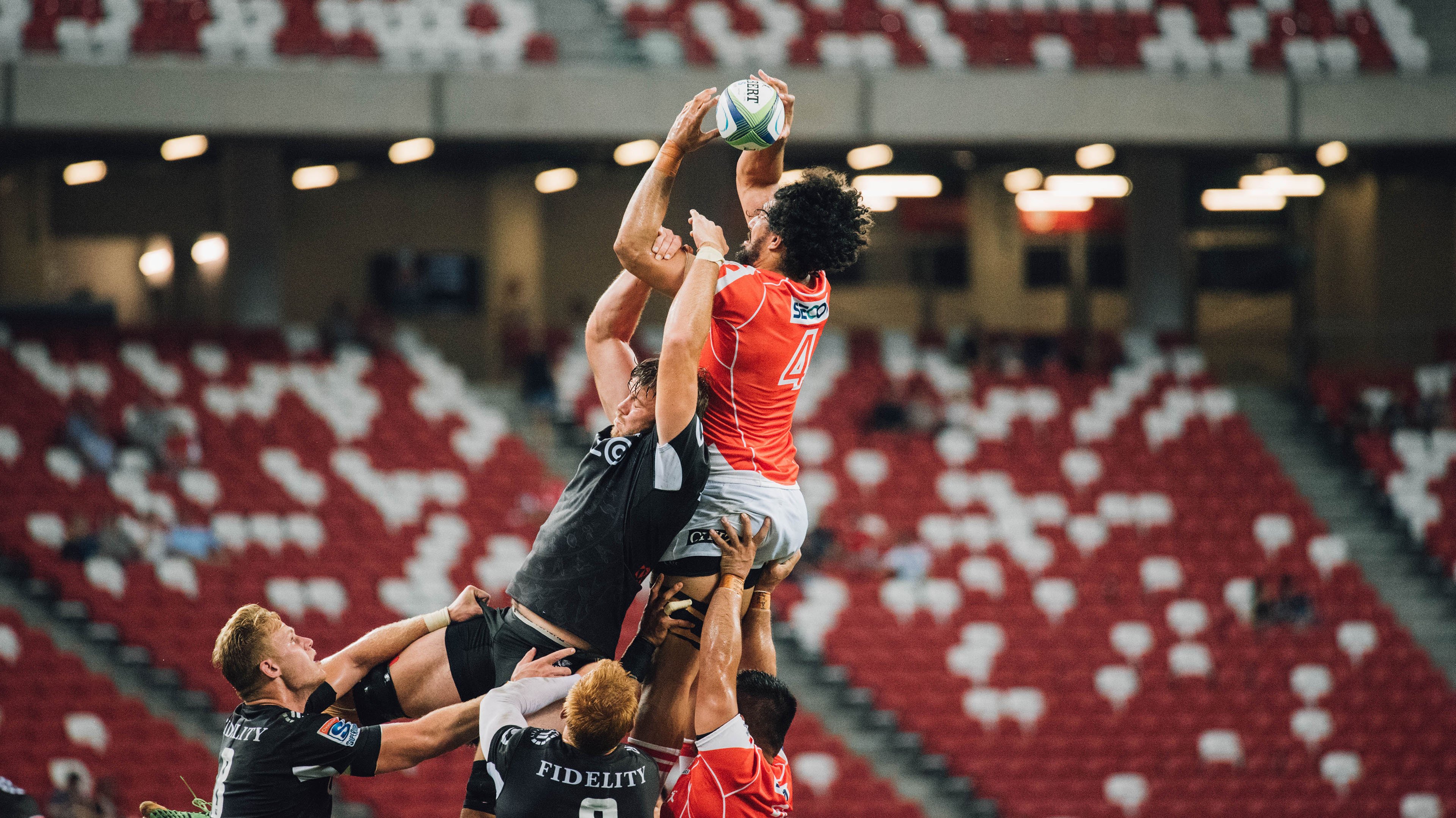 当太阳照常升起，库里用统治级数据诠释何为客场消音器